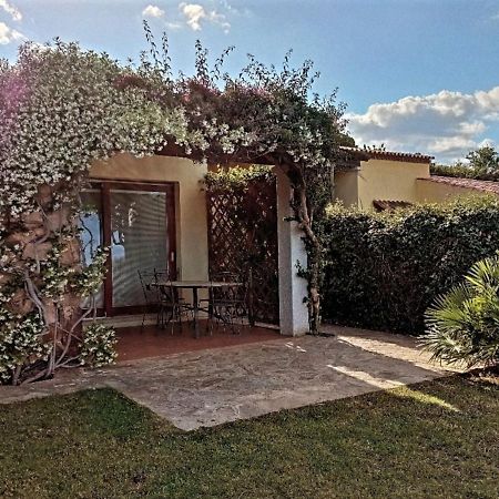 Villa Sunrise House à San Teodoro  Extérieur photo