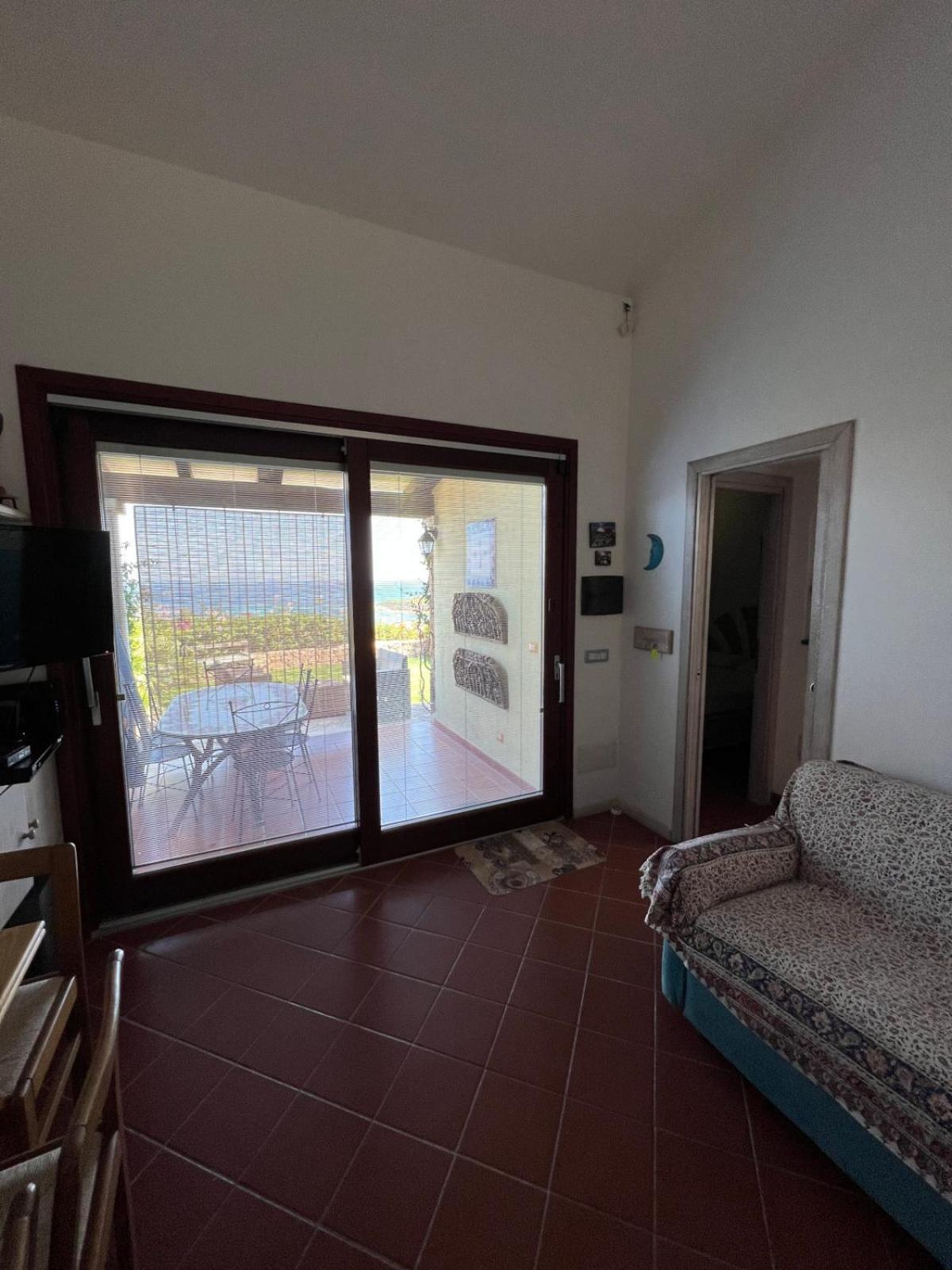 Villa Sunrise House à San Teodoro  Extérieur photo